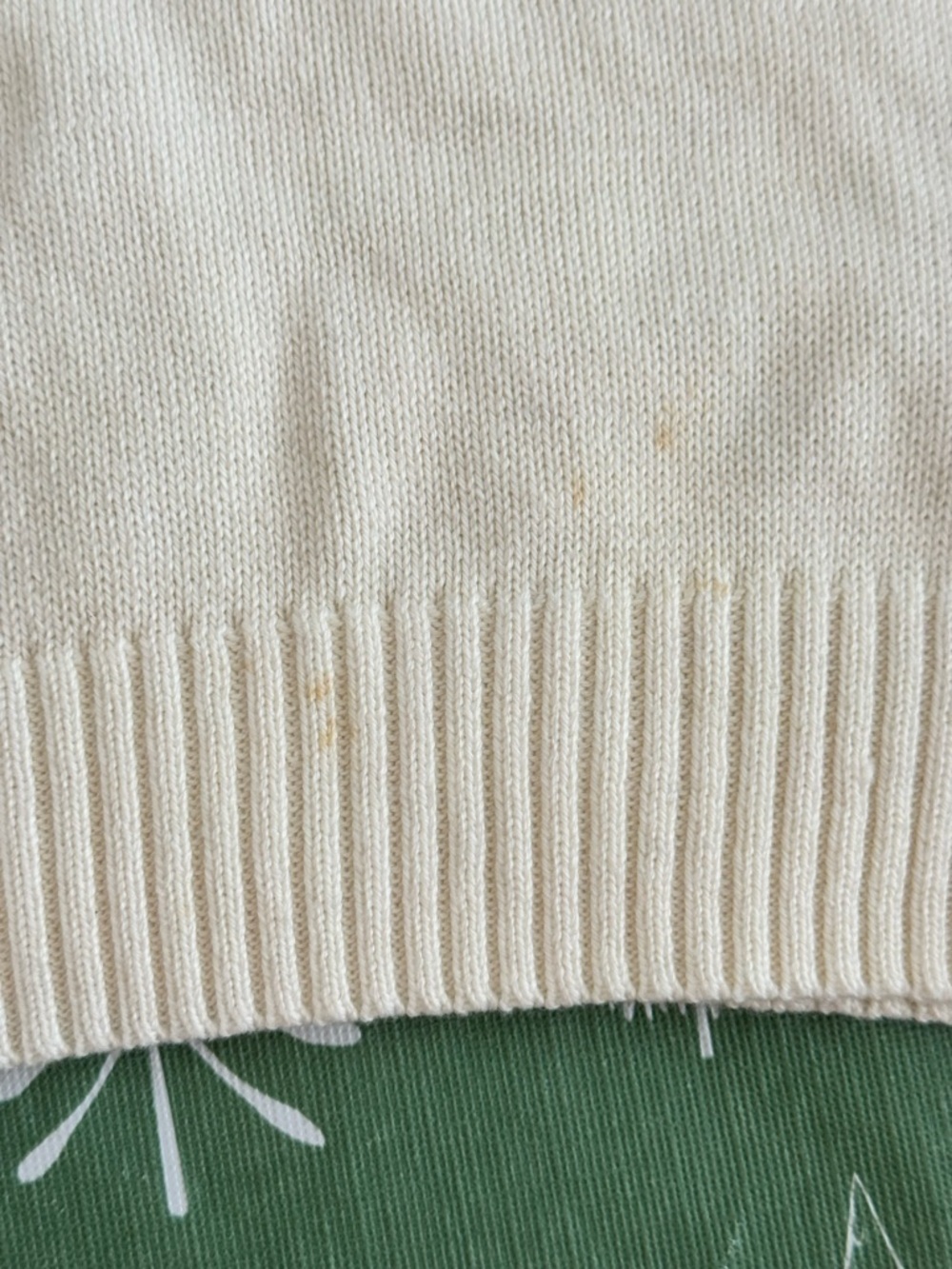 White Stag Women’s Xl 16-18 V-Neck Sweater Nwt Ivory Cotton Acrylic With Flaw — image 6 of 8